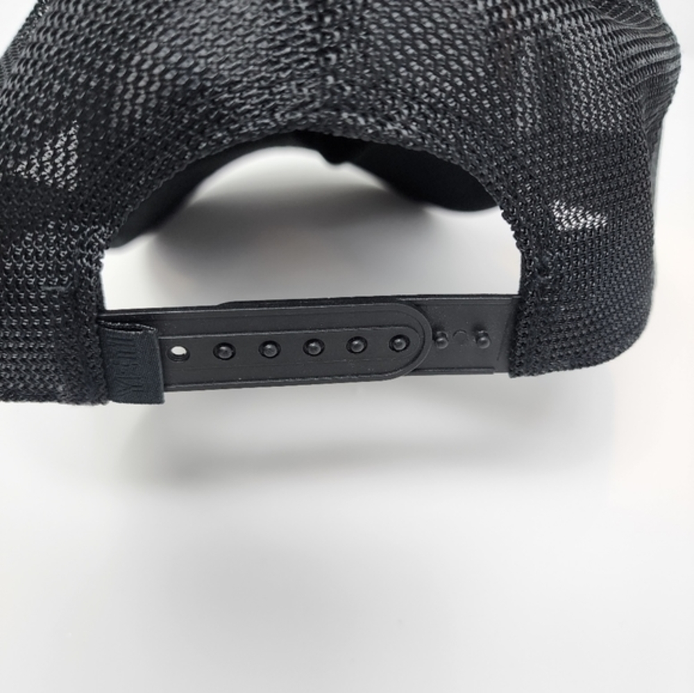 Yeti Black Adjustable Baseball Hat - image 4